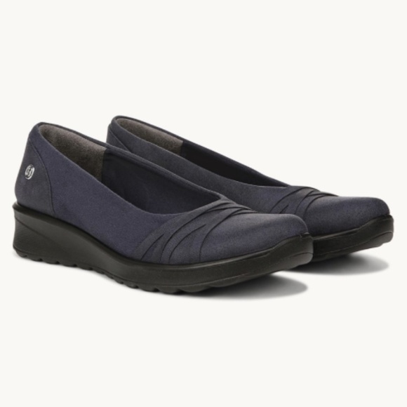 Bzees Goody Slip On (WIDE) - Picture 1 of 8